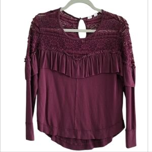 Melrose and Market Plum Hi-Low Long Sleeve Lace Ruffled Blouse